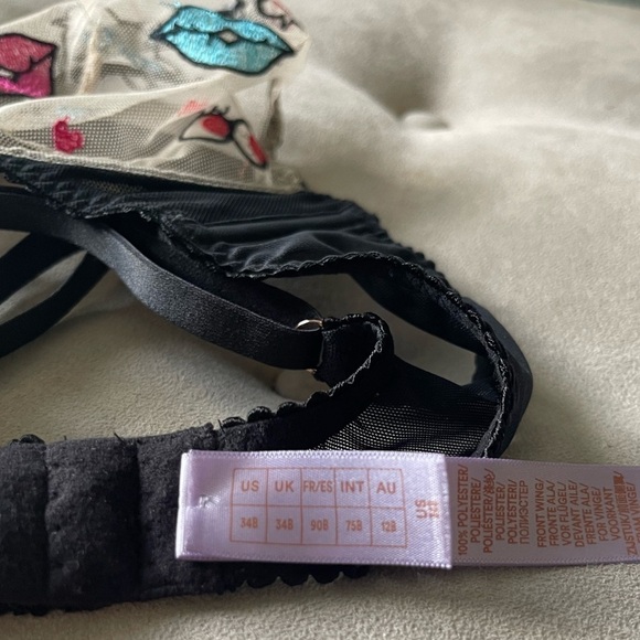 Savage X Fenty RIHANNA Reg Unlined Bra Cute AF Nude Print 34B Tattoo Mesh Lace - Picture 3 of 6